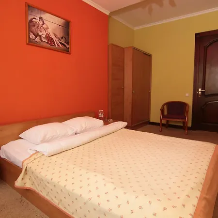 Chervona Kalina 3*